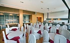 Sandy Bay Hotel